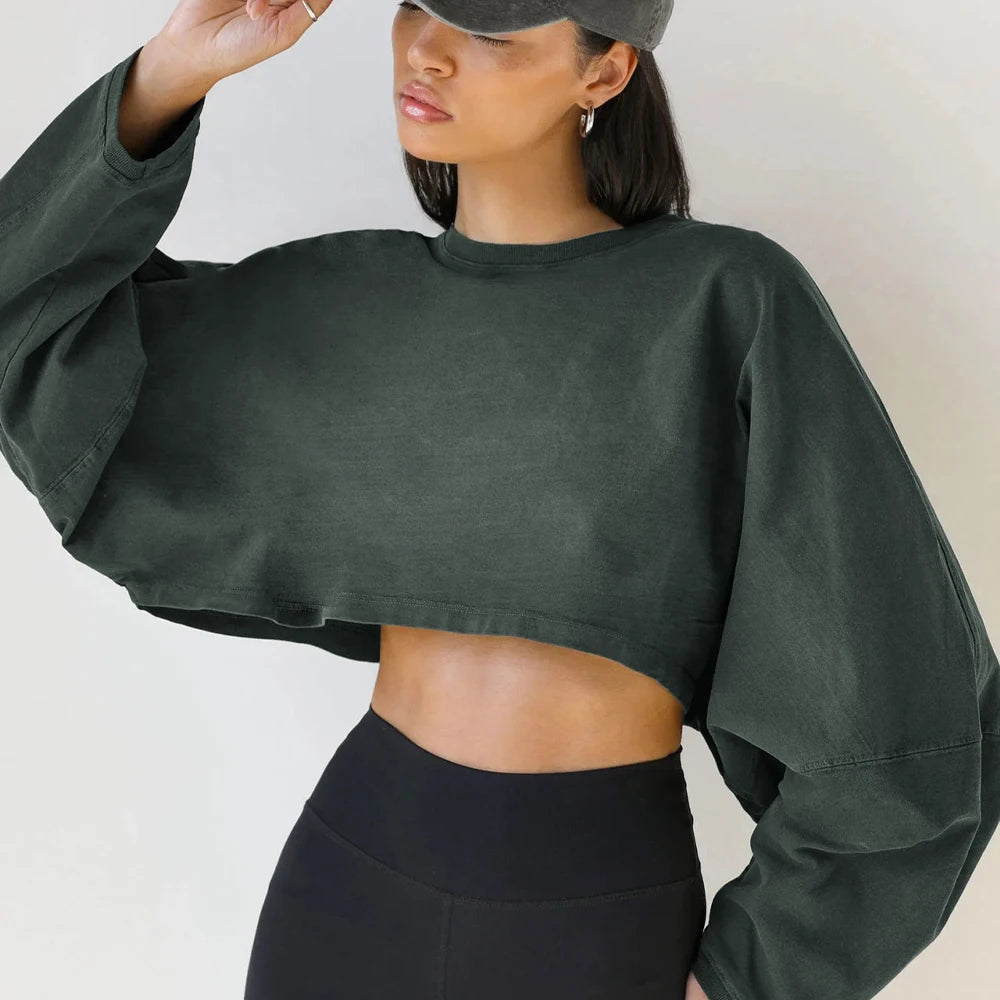 Sporty Crop Top: Long Sleeve Fitness Apparel